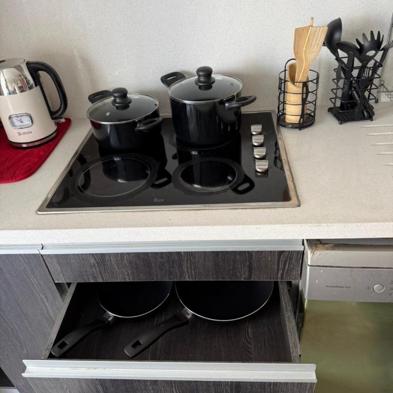 Las Condes costado Parque Arauco - Two-Bedroom Apartment - 26