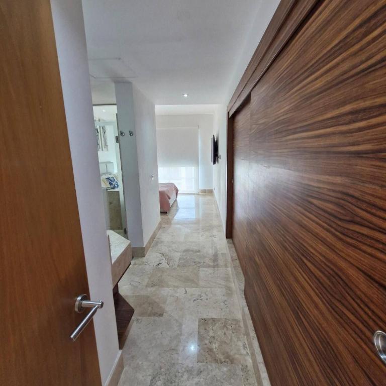 Beautiful PH in front of the Marina - Apartamento - 36