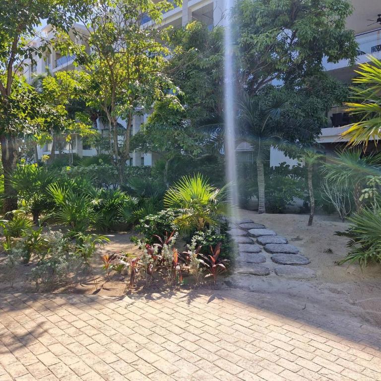 Beautiful PH in front of the Marina - Apartamento - 60