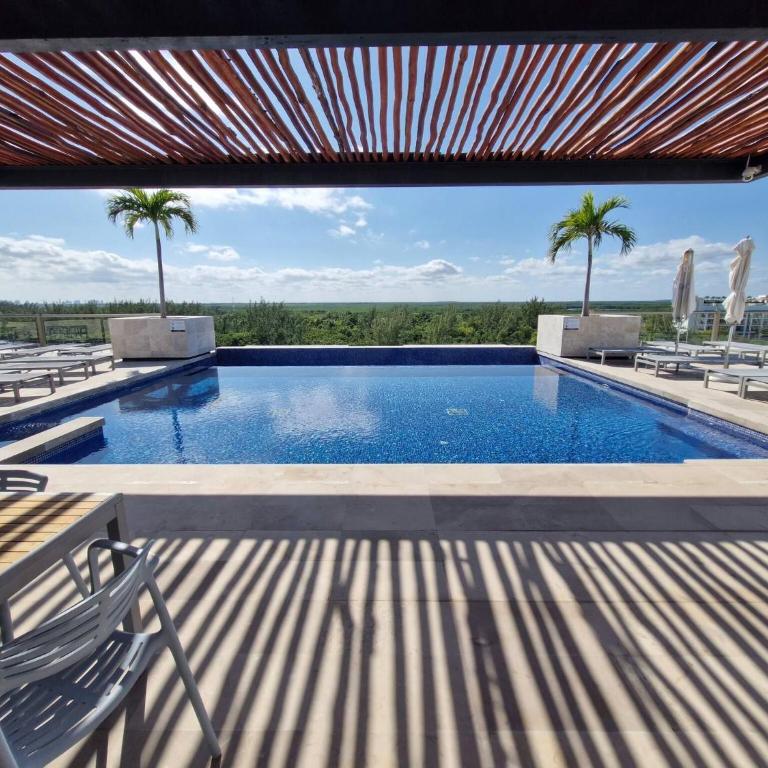 Beautiful PH in front of the Marina - Apartamento - 93