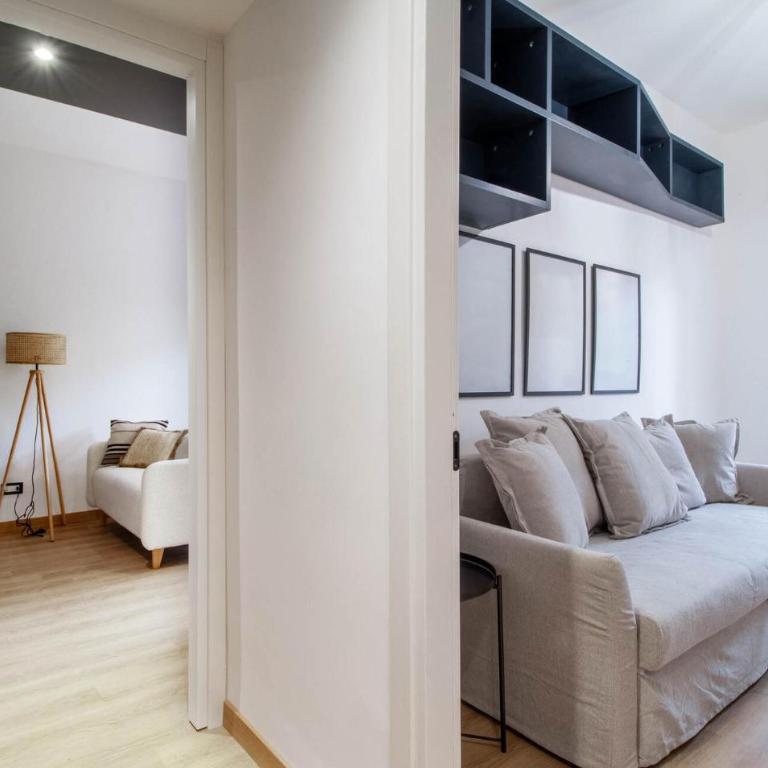 2 Bedroom Lovely Apartment In Santa Margherita - Two-Bedroom Apartment with Balcony - 14