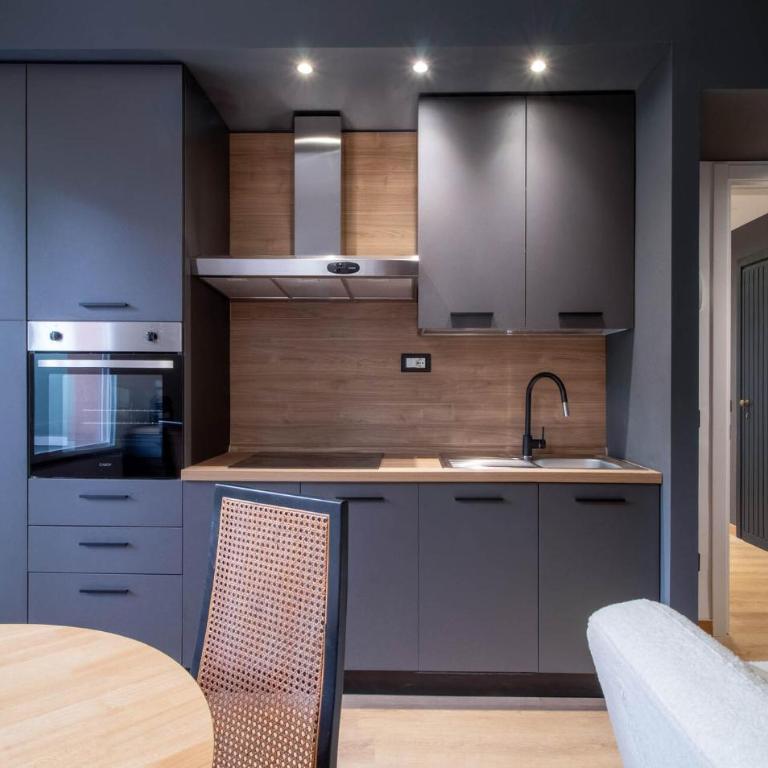 2 Bedroom Lovely Apartment In Santa Margherita - Two-Bedroom Apartment with Balcony - 3