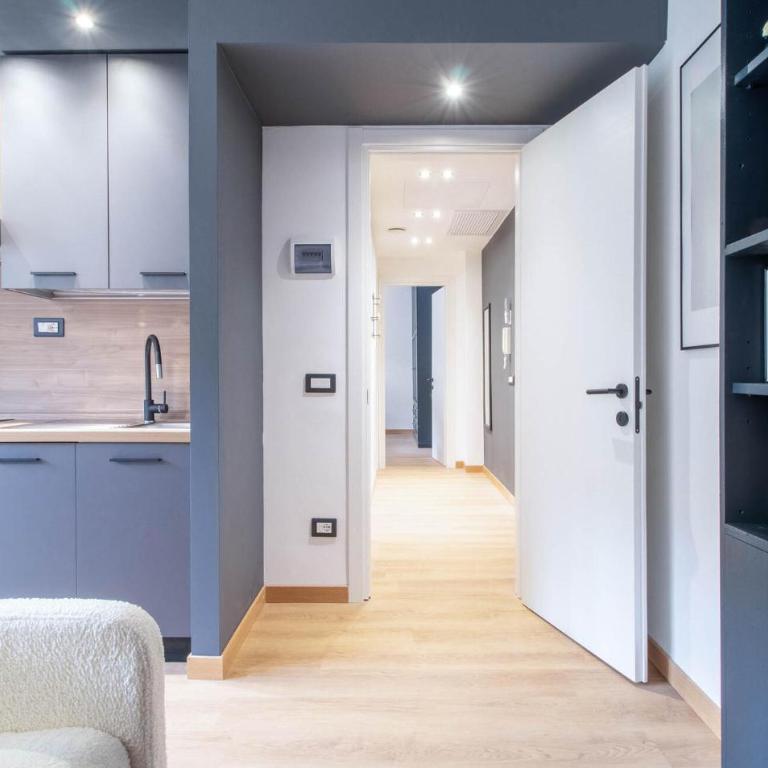 2 Bedroom Lovely Apartment In Santa Margherita - Two-Bedroom Apartment with Balcony - 4
