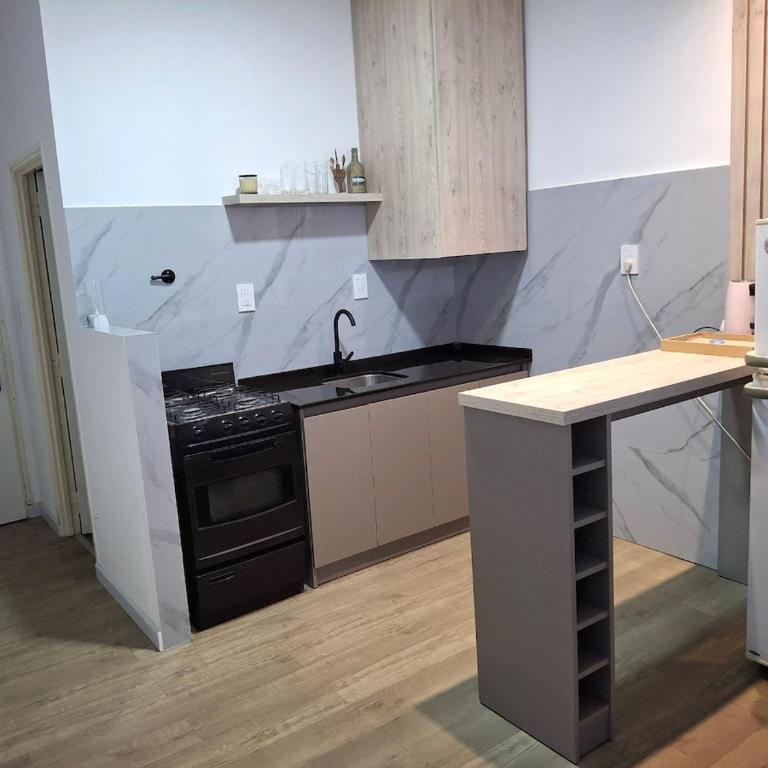 Spacious, Modern, and Bright Accommodation with a Balcony - One-Bedroom Apartment - 6