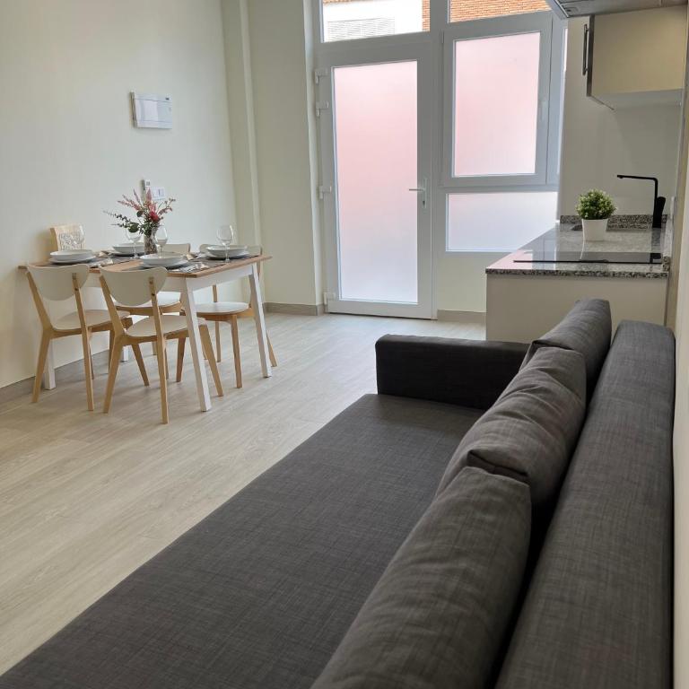 Comfortable apartment near the port and the beach - Apartamento de 1 dormitorio - 1