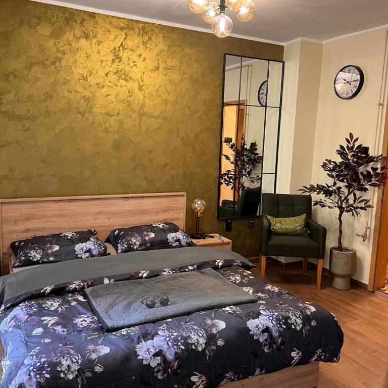 Apartment D Lux - One-Bedroom Apartment - 11