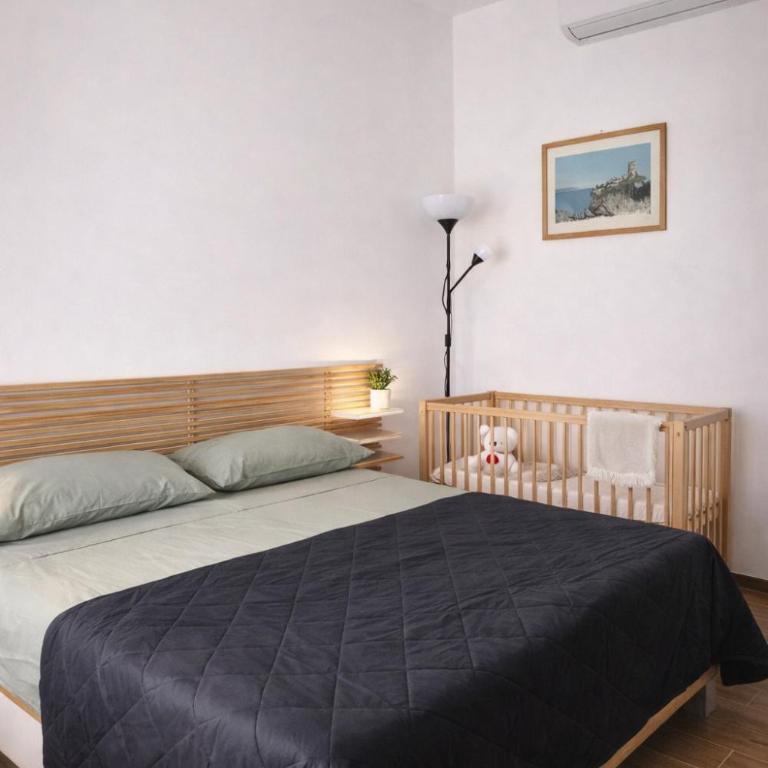 Salerno Marina Bay - Modern Apartments with Balcony & Free Parking - Appartamento con 2 Camere da Letto - 3