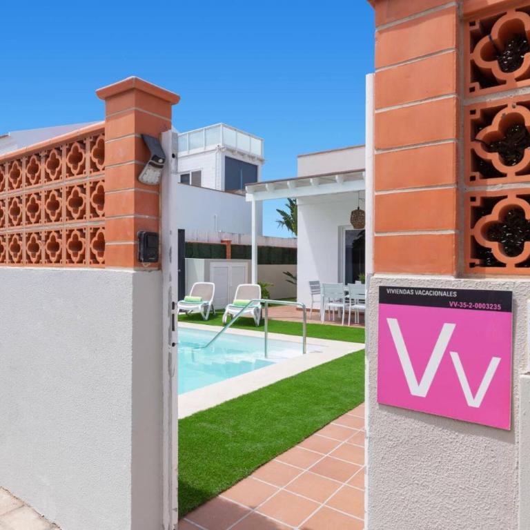 Villa Sara by Villa Plus - Villa - 22