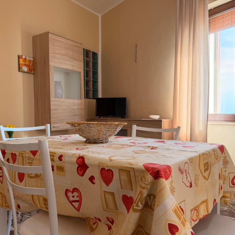 Tra Mare e Relax - Appartamento con 3 Camere da Letto e Vista Mare - 2