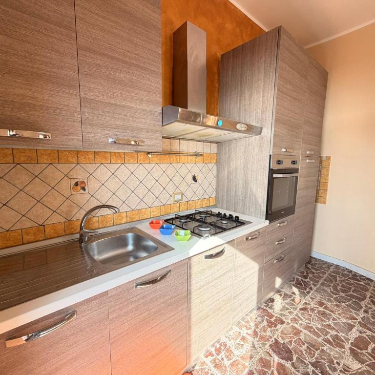 Tra Mare e Relax - Appartamento con 3 Camere da Letto e Vista Mare - 17