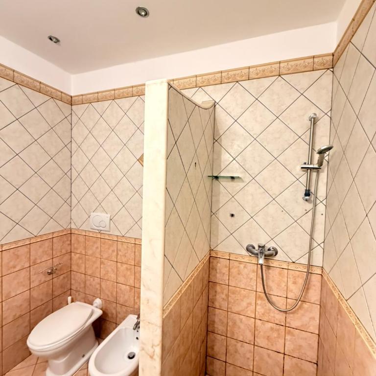 Tra Mare e Relax - Appartamento con 3 Camere da Letto e Vista Mare - 8