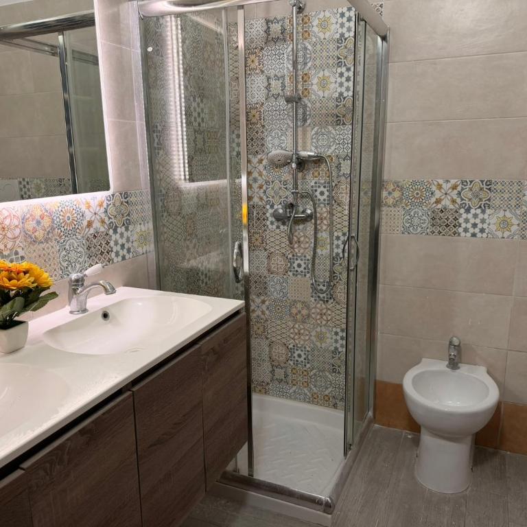 Tra Mare e Relax - Appartamento con 3 Camere da Letto e Vista Mare - 25