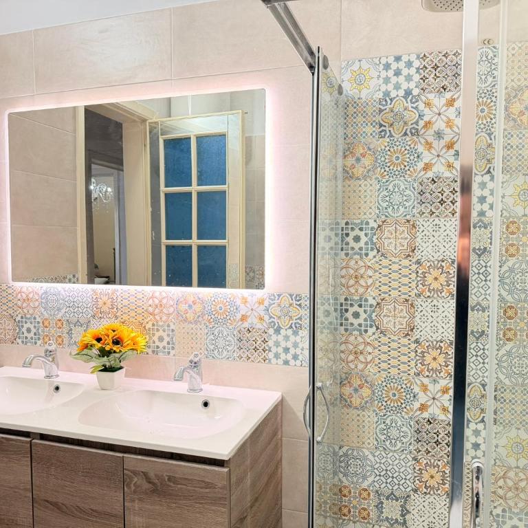 Tra Mare e Relax - Appartamento con 3 Camere da Letto e Vista Mare - 32