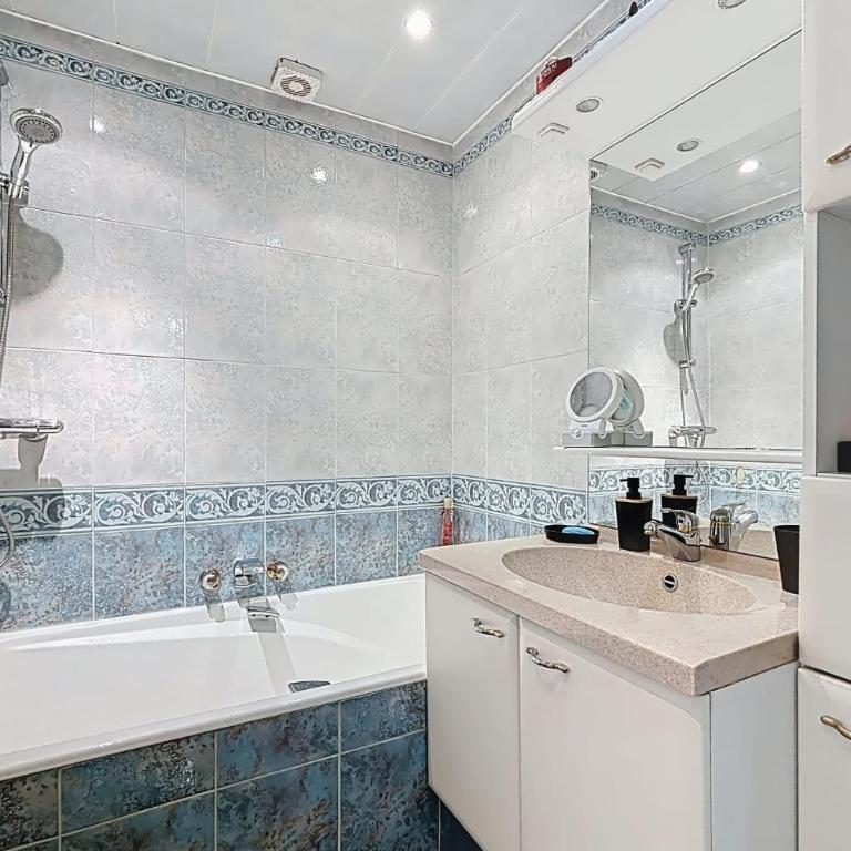 Spacious 2-room apartment near Nation - Appartement - 5