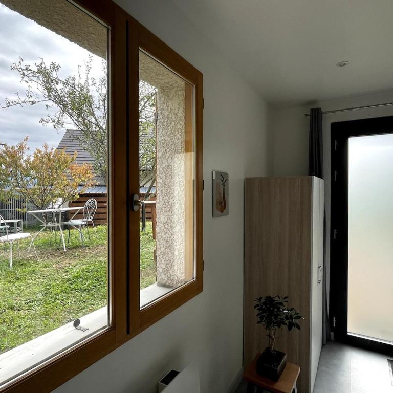 Studio au calme - rez de jardin - Appartement 1 Chambre - 16