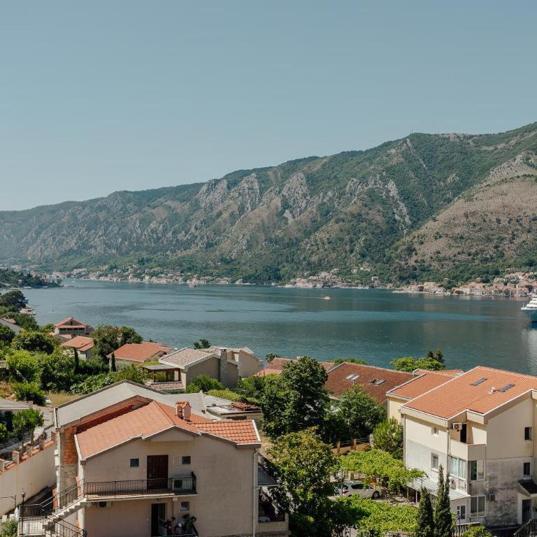 Boutique Hotel Casa del Mare - Vizura - Deluxe Double Room with Balcony and Sea View - 1