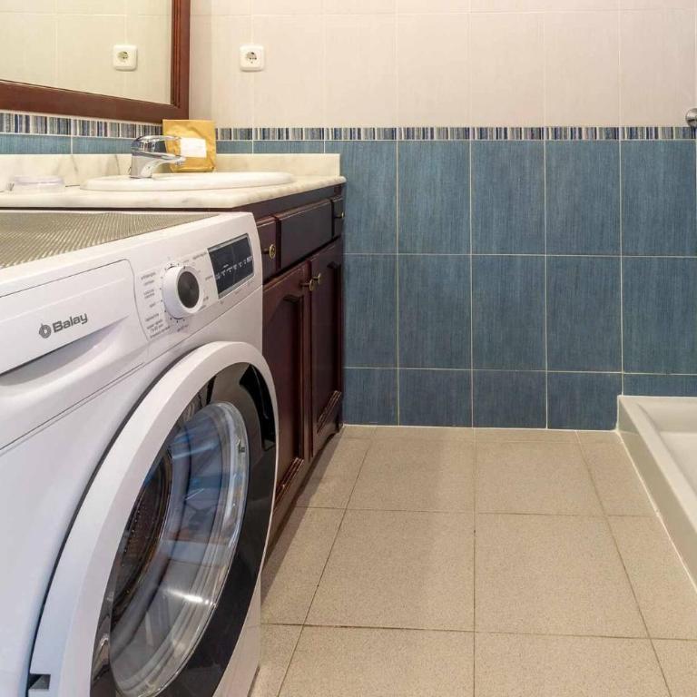 Carrilet 37 pis Bonito apartamento - Apartamento de 3 dormitorios con balcón - 22