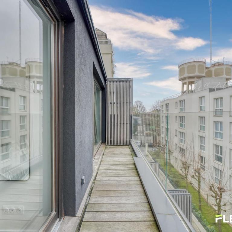Luxury T4 with Terrace & Paris Rooftop View - Appartamento - 44