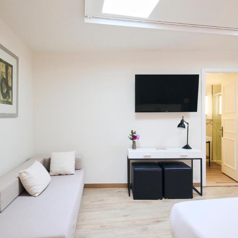 H10 Raco del Pi Boutique hotel - Superior Triple Room - 4