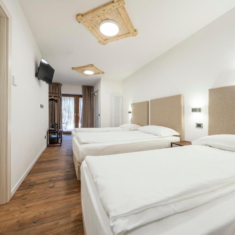 Nord Hotel - Camera Familiare con 2 Camere da Letto e 2 Bagni - 6
