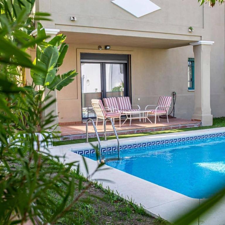 Modern beach villa with parking and private pool - Two-Bedroom Villa - 3
