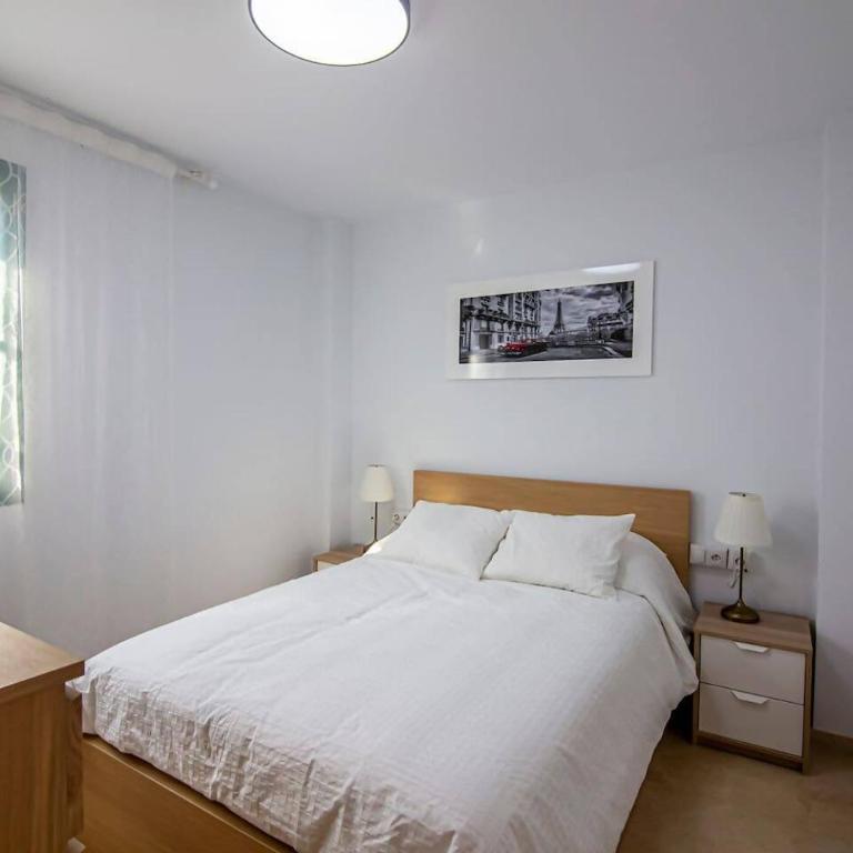 Modern beach villa with parking and private pool - Two-Bedroom Villa - 12