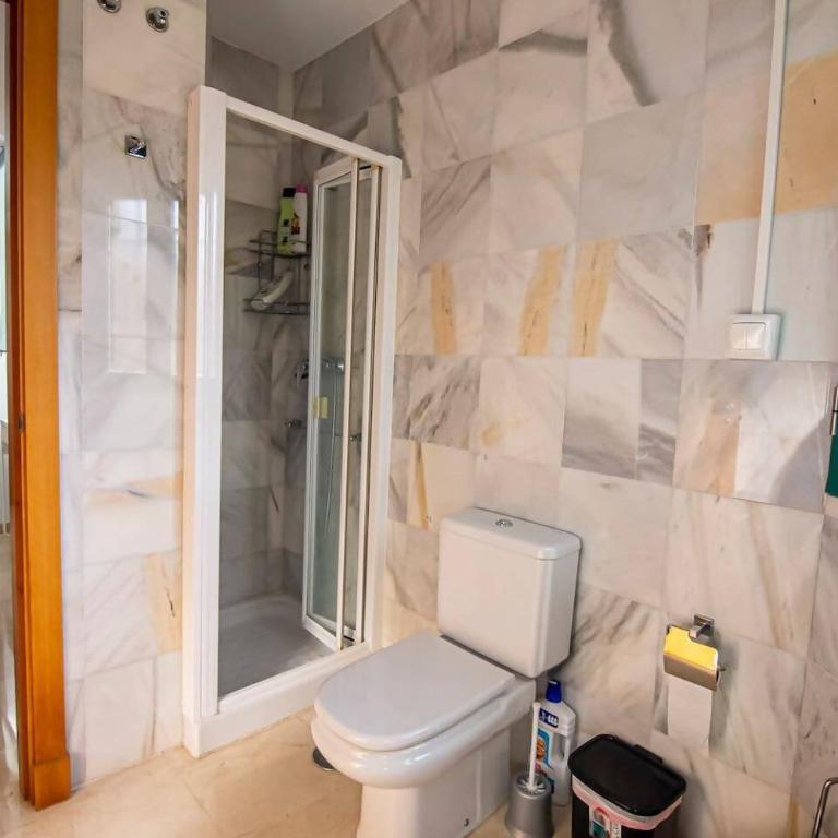 Modern beach villa with parking and private pool - Two-Bedroom Villa - 23