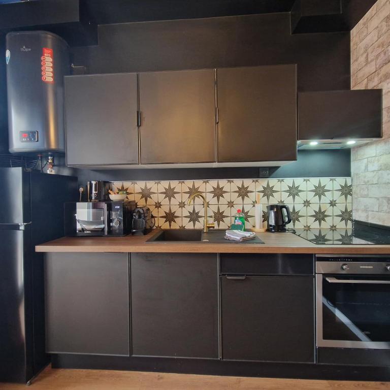 Appartement 4 pers - déco magique immersive - centre Reims - Appartamento con 2 Camere da Letto - 7