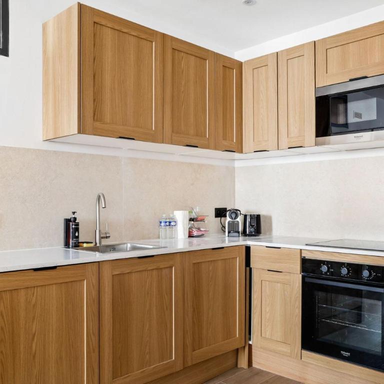 TheBlueStay 266 - Stunning AC Apartment - Appartement - 5