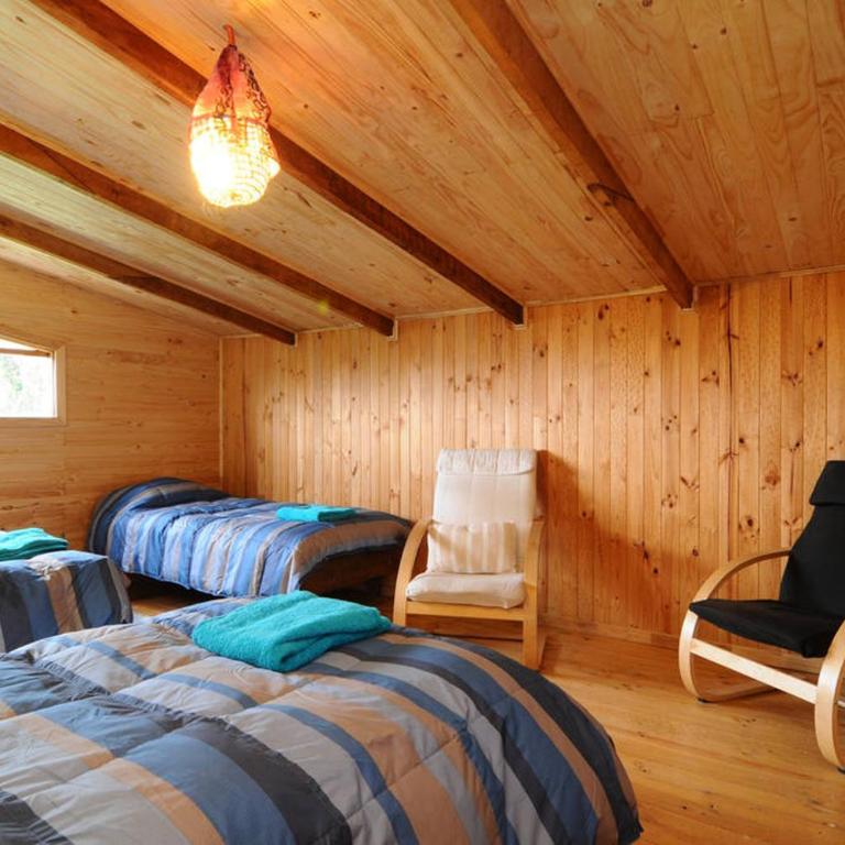 Casa Pindal - Triple Room with Shared Bathroom - 1