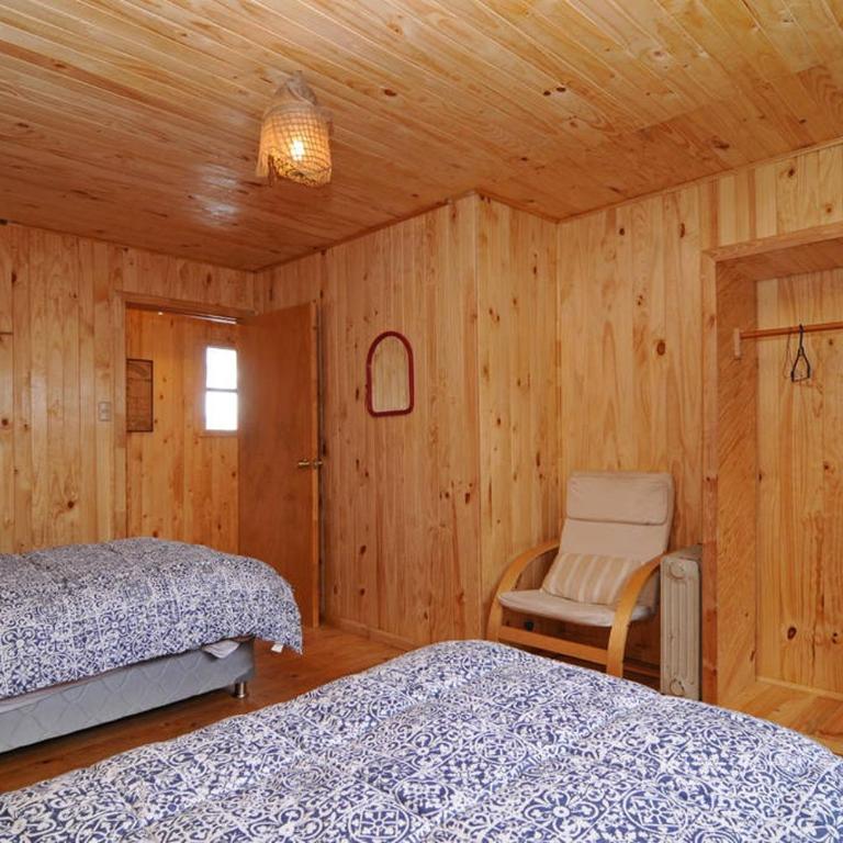 Casa Pindal - Twin Room with Shared Bathroom - 2