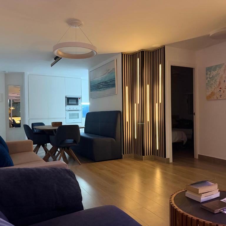 Stylish Frontline Punta Prima Suite with Sea Views - Apartamento de 2 dormitorios - 13