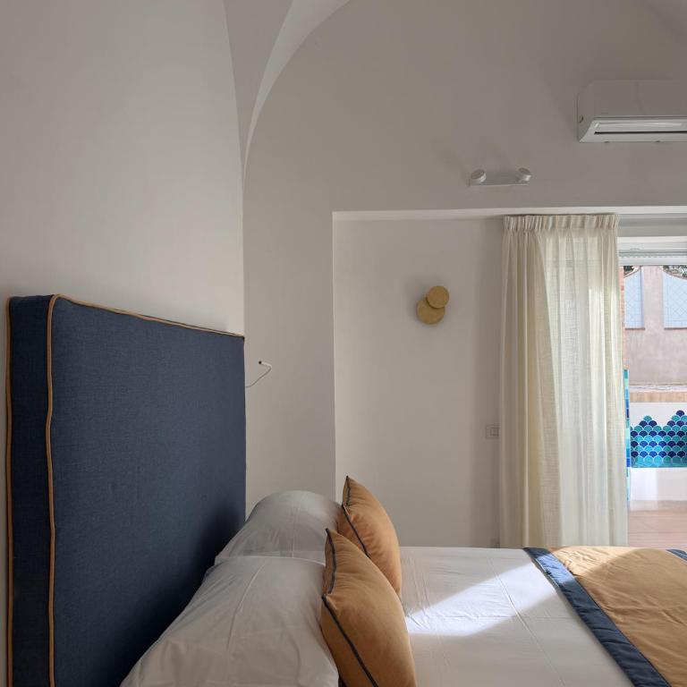 Ciao Capri - Deluxe Double or Twin Room - 4
