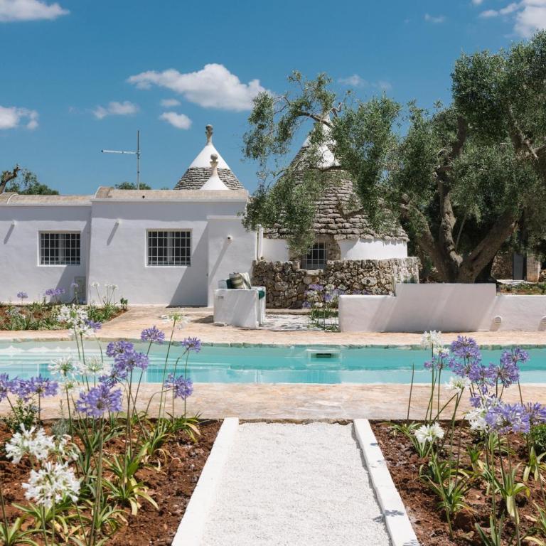 Valle d'Itria Private Pool - Trullo San Michele by Damastay - Three-Bedroom Apartment - 1