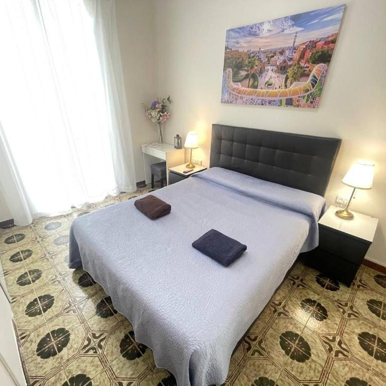 Alojamiento Diputacion - Double Room with Shared Bathroom - 5