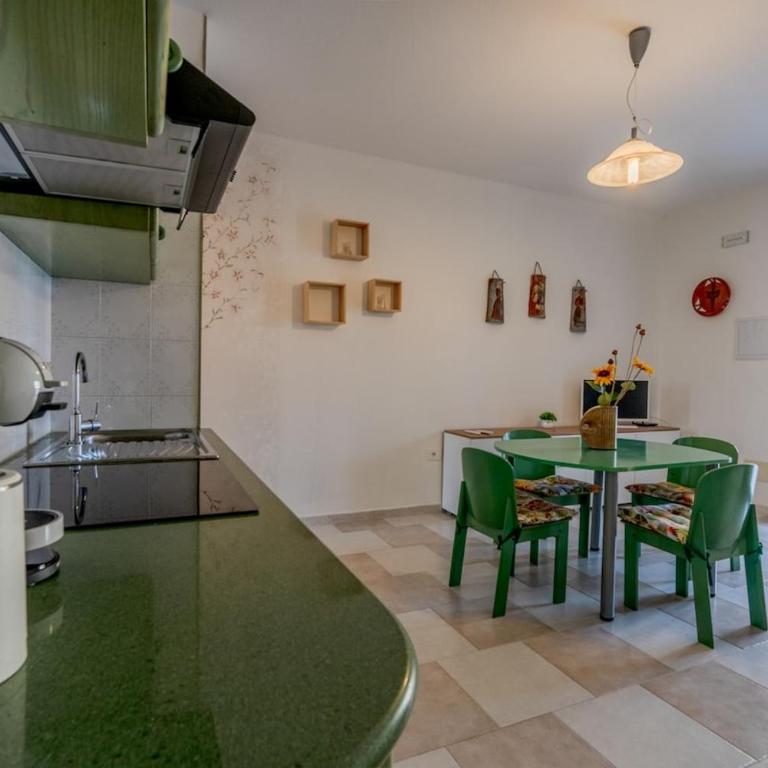 4 minuti dalla Spiaggia - Elegante Villetta a Budoni - Appartamento con 2 Camere da Letto - 19