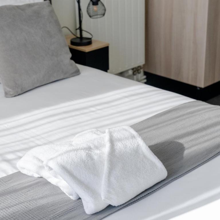 SLO Appart Hotel Bordeaux - Cité du Vin - Studio Lit Queen-Size - 2
