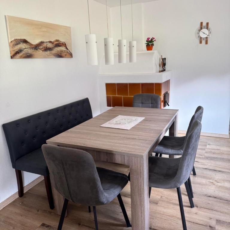 Ferienwohnung Silvia - Apartment mit 1 Schlafzimmer - 1