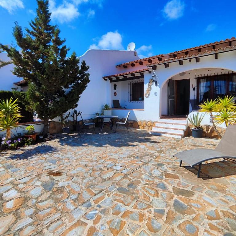 Bungalow con piscina, jardín y BBQ a pasos del mar - Apartamento de 1 dormitorio - 31
