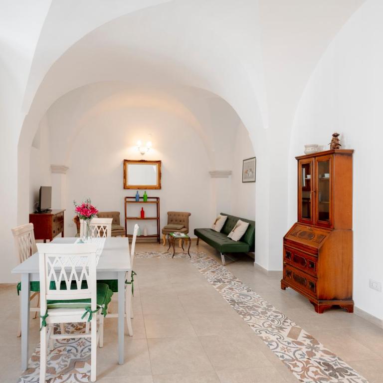GuestHost - La Dimora Vico Felice - Appartamento su 2 Livelli - 9