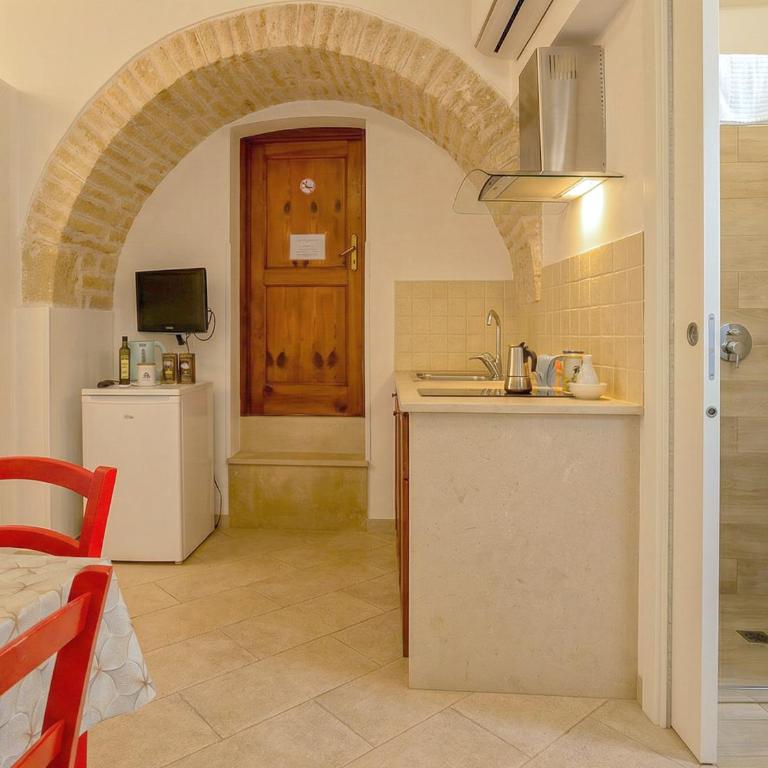 Nonna Livia - vicino centro storico Trulli - Appartamento con 1 Camera da Letto - 2