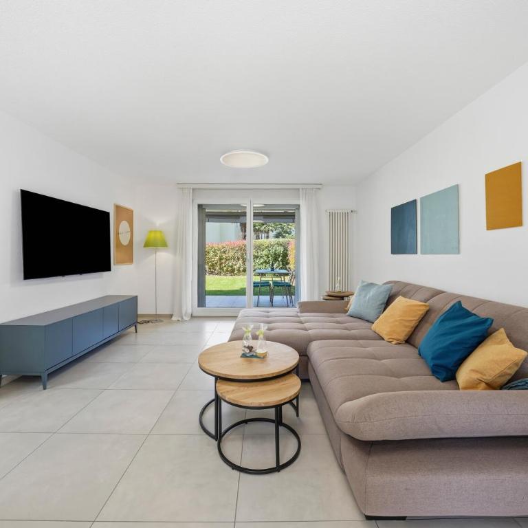 ASCONA GIARDINO FELICE Familienfreundliche Ferienwohnung mit 240m2 eigenem Garten & Klimaanlage - Appartamento con 2 Camere da Letto e Terrazza - 1