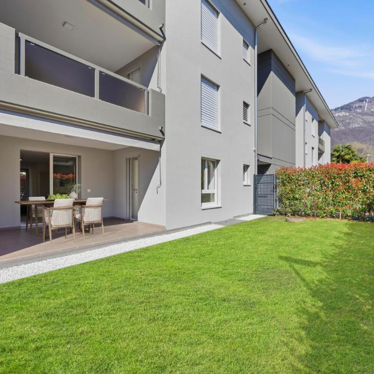 ASCONA GIARDINO FELICE Familienfreundliche Ferienwohnung mit 240m2 eigenem Garten & Klimaanlage - Appartamento con 2 Camere da Letto e Terrazza - 8