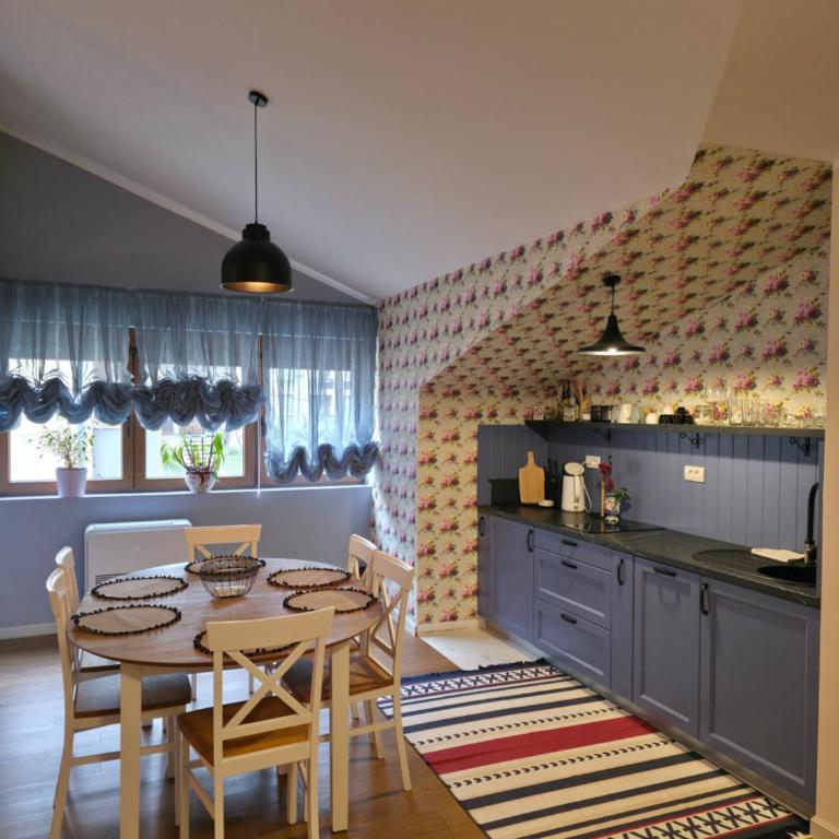 Apartmani Central 4 & Free parking - Apartman sa 2 Spavaće Sobe - 7