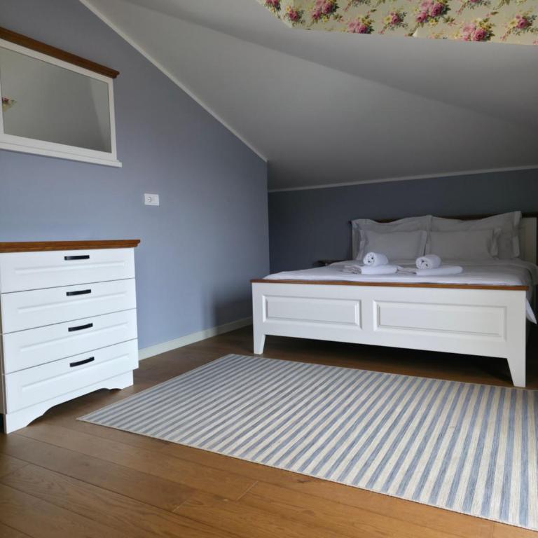 Apartmani Central 4 & Free parking - Apartman sa 2 Spavaće Sobe - 24