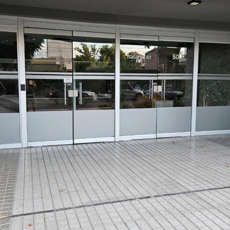 Departamento con vista a la Cordillera, Balcón y Garaje - One-Bedroom Apartment - 14