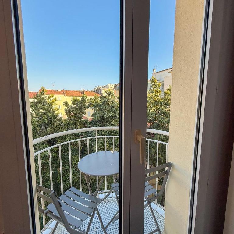 Mace Central Cannes 2 Bedroom - ID208 - Apartamento de 2 dormitorios - 6