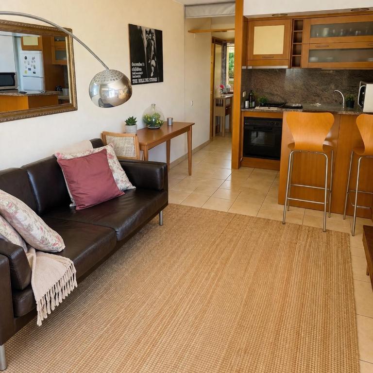 Beach Front 2 Bedrooms Apartment - Two-Bedroom Apartment - 7