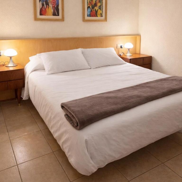 Beach Front 2 Bedrooms Apartment - Two-Bedroom Apartment - 3