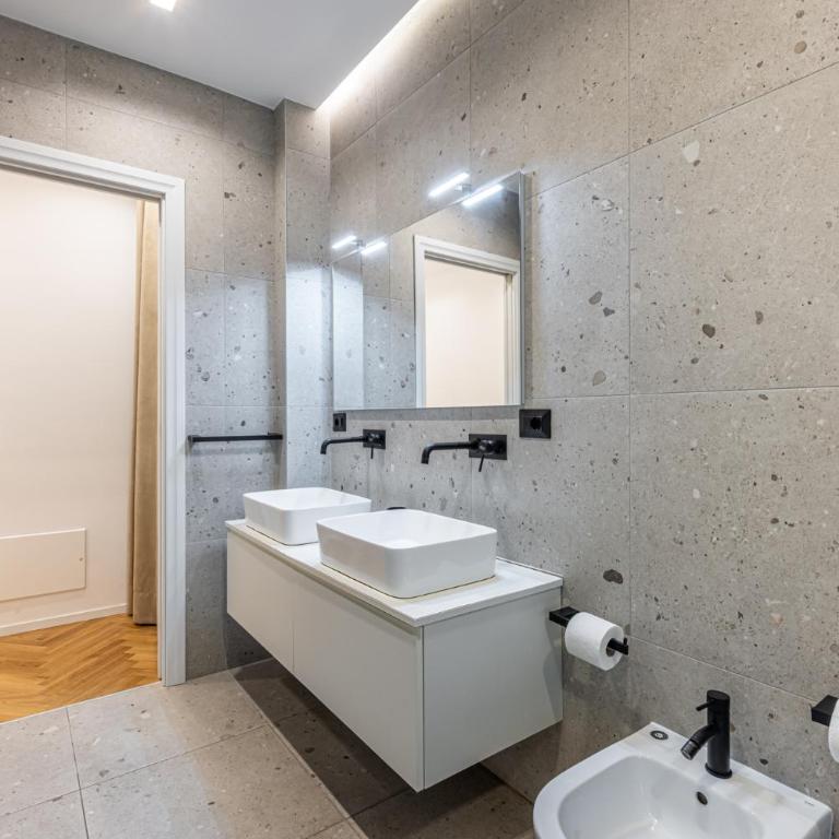 Doria 10 next to train station - Appartamento con 2 Camere da Letto - 21
